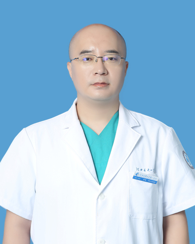 李超